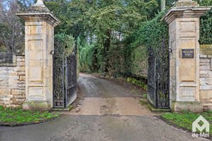 Photo 35- click for photo gallery